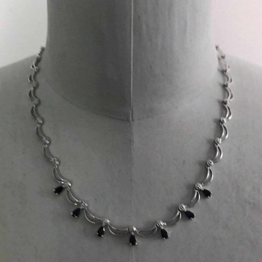 Silver Necklace With Sapphire Drops